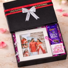 A Romantic Valentine's Day Gift Box