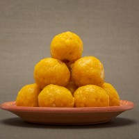 Boondhi Laddu - 10Pcs
