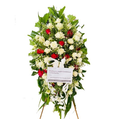 White Rose and Red Roses Wreath White Rose and Red Roses Wreath