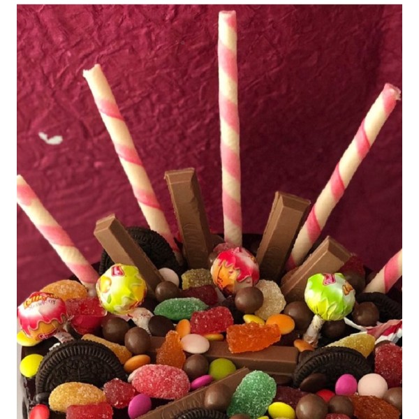 Yummy Chocolicious Bday Cake