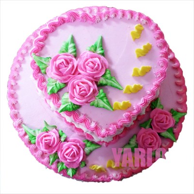 Pink Heart on Circle Cake Pink Heart on Circle Cake