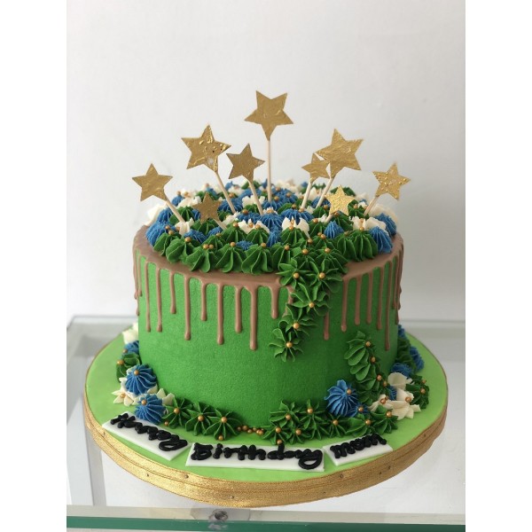 Green Cake With Star Topper